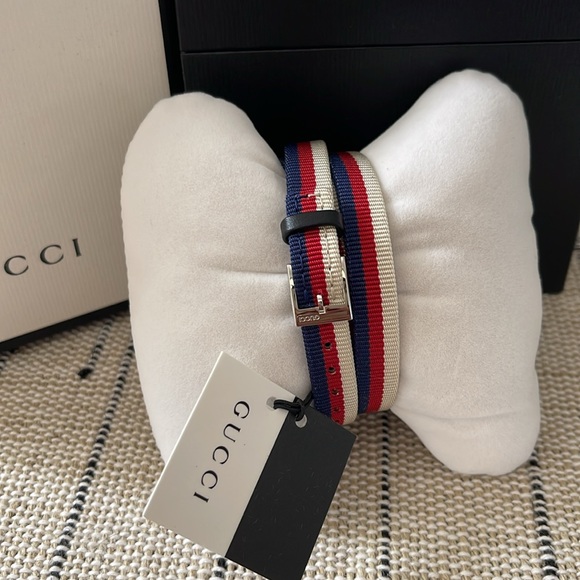 Gucci Stainless Steel Nylon 14mm Web G-Frame Double Wrap Quartz
Watch - Picture 2 of 6